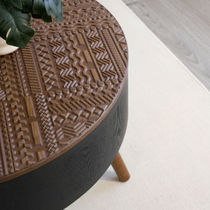Round Coffee Table With Storage Function For Living Rooms