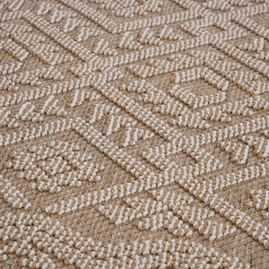 Guros - 6' X 9' Traditional Indoor / Outdoor Area Rug - Natural