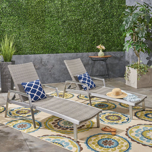 Oaxton Chaise Lounge