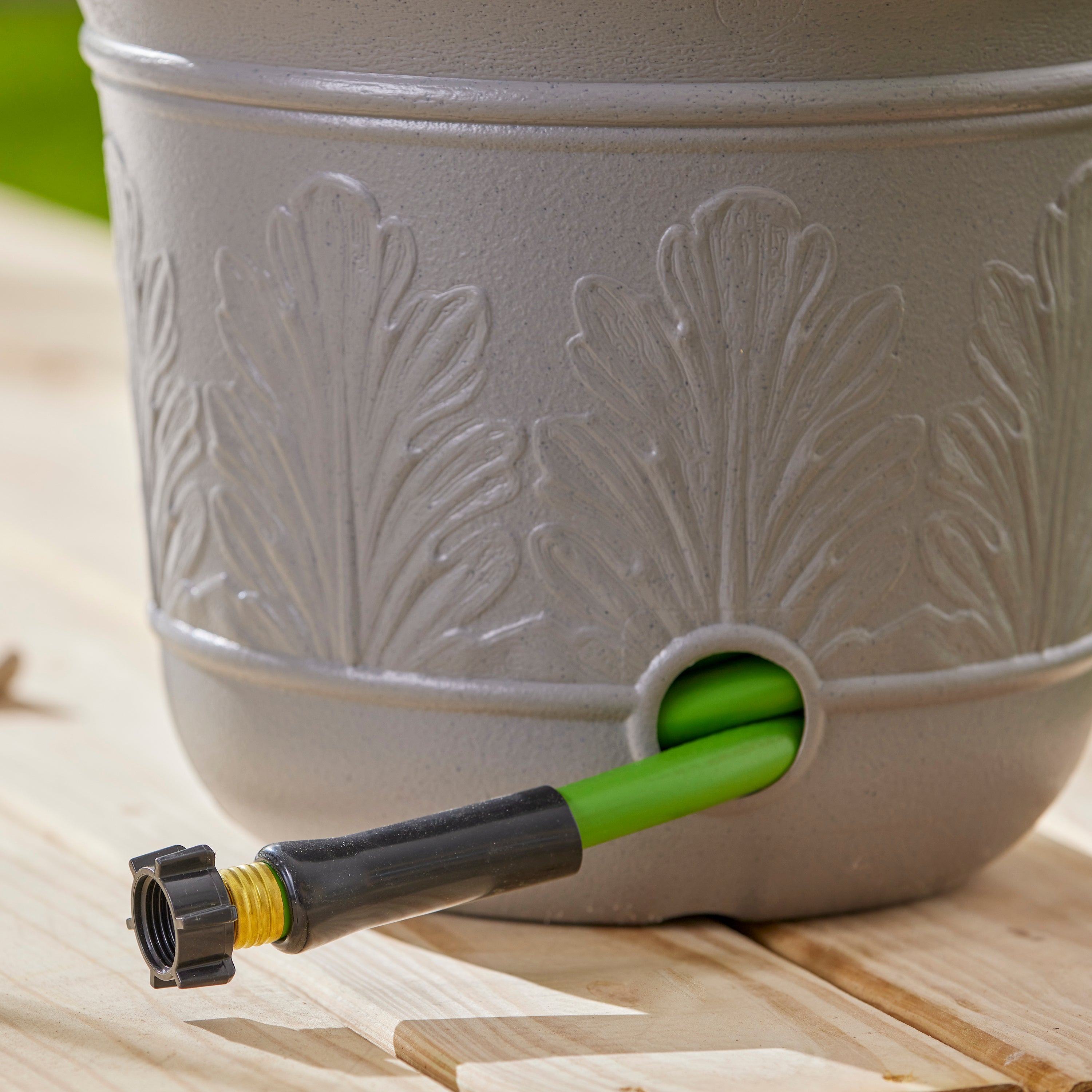 Suncast 300-Foot Decorative Garden Hose Pot - Thumbnail 2