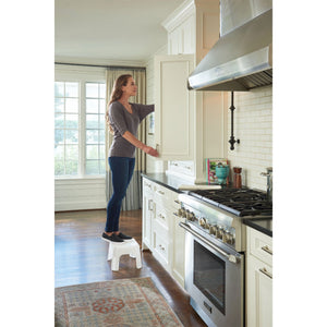 Rubbermaid Durable Plastic Roughneck Step Stool w/ 300-LB Capacity (3 Pack)