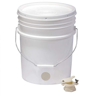 Little Giant BKT5 Plastic Honey Bucket with Honey Gate for Beekeeping, 5 Gallon - TRAPSKI