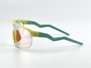 BOLD Flash Photochromic Sunglasses – MTB, Ski & Lifestyle Eyewear - TRAPSKI