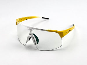 BOLD Zippy Photochromic Sunglasses – MTB, Ski & Lifestyle Eyewear - TRAPSKI