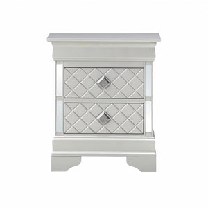 Verona - Nightstand
