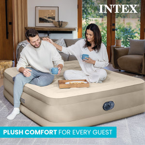 Intex 64427ED Dura-Beam Deluxe Ultra Plush Air Mattress w/Built-in Pump, Queen - TRAPSKI