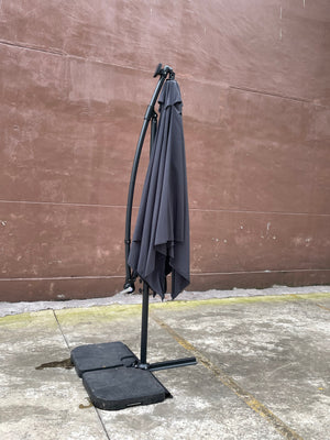 Square 2.5x2.5M Outdoor Patio Umbrella with Solar LED Lights