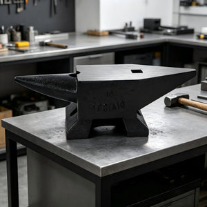 22 Lbs High Hardness Rugged Round Horn Anvil Blacksmith - Black