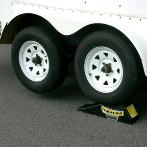 Camco Trailer Aid PLUS Tandem Trailer Tire Changing Ramp with  5.5" Lift, Black