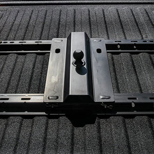 Camco EazLift Universal Fit Gooseneck Ball Plate for In-Bed 5th Wheel Rails