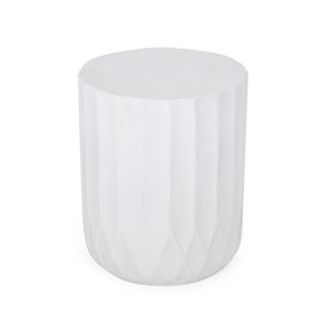 Round Outdoor Side Table, 15" W x 15" D End Table