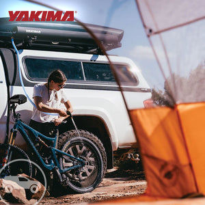 YAKIMA RoadShower Small 4 Gal Portable Aluminum Pressurized Water Storage, Black