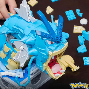 Mattel Pokémon Motion Gyarados Toys with Turning Hand Motion Activated Crank