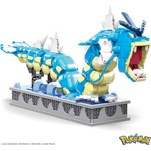 Mattel Pokémon Motion Gyarados Toys with Turning Hand Motion Activated Crank