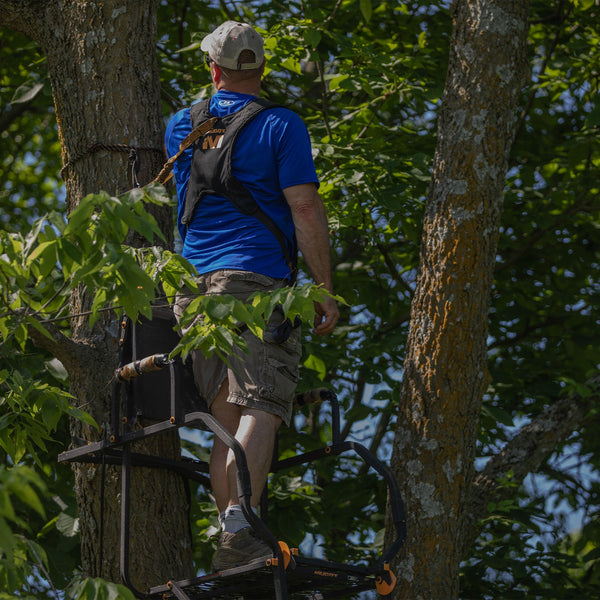 Muddy The Stronghold 1.5 Deer Hunting 21 Ft Ladderstand Tree Stand w/Lumbar Seat