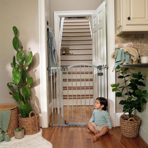 Summer Infant 38 Inch Extra Tall and Wide Pet and Baby Mounted Safety Gate, Gray