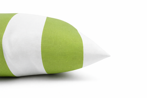 2 Pack Outdoor Throw Pillows, Waterproof & Fade-Resistant Patio Cushions (18x18 Inch)