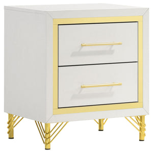 Malcolm - Bedroom Set With Wingback Design