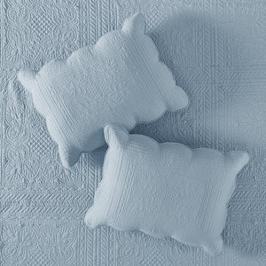 3 Piece Reversible Scalloped Edge Quilt Set - Blue King/Cal King