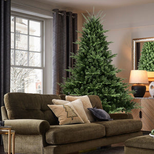 Full-Shaped 7.5FT Christmas Tree with 2441 Tips