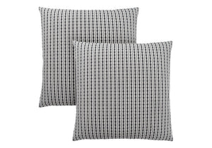 8th Street Square Decorative Throw Pillows with Insert
