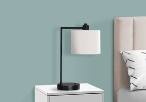 Modern Table Lamp with USB Port - Black / Cream