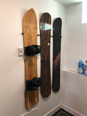 The Cinch Snowboard Display | Floating Rack | 1 Board