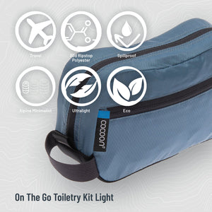 On-The-Go Toiletry Kit Light
