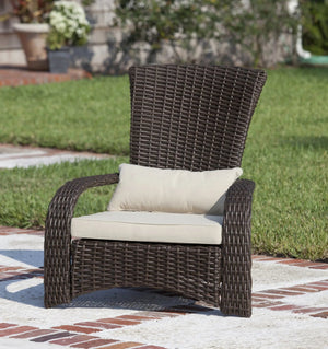 Deluxe Coconino Wicker Chair