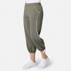 Women's Go Anywhere Crop Pants