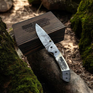 Damascus Folding Knife with Camel Bone Handle | Hand-Engraved People’s Flag | EDC Knife with Gift Box