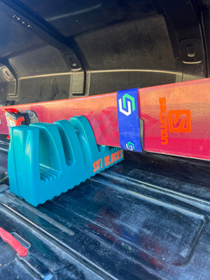 Pair Of SKI BLOCKS | Magnetic