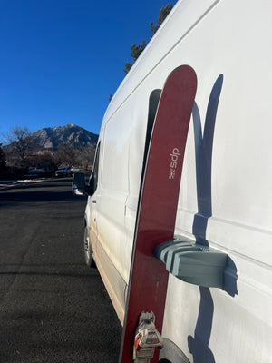 Pair Of SKI BLOCKS | Magnetic