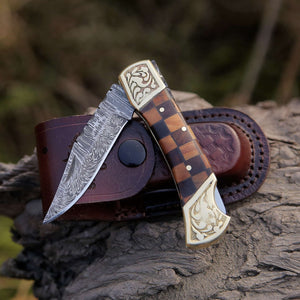 Expedition Gentlemans Damascus Pocket Knife with Pakka Wood Handle