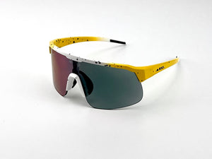 BOLD Zippy Photochromic Sunglasses – MTB, Ski & Lifestyle Eyewear - TRAPSKI