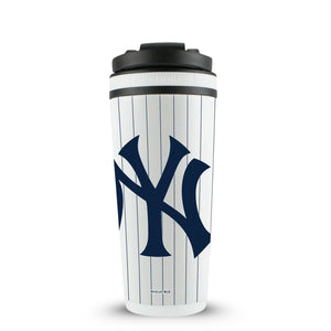 Officially Licensed New York Yankees 26oz Ice Shaker