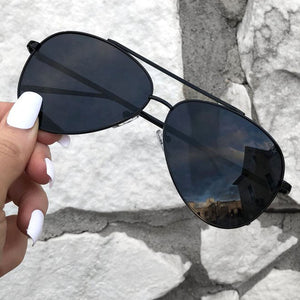 Amelia - Jet Black