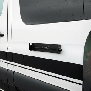 Magnetic Ski/Snowboard Holder