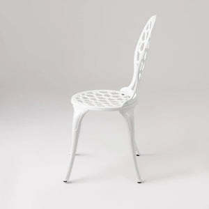 Vashon Aluminum 3-piece Bistro Set in White