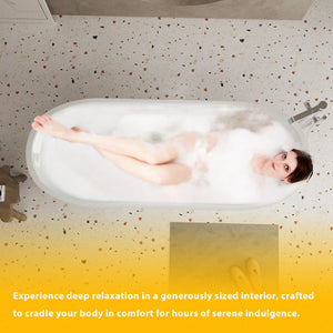 Freestanding Bathtub With Diamond Pattern Design