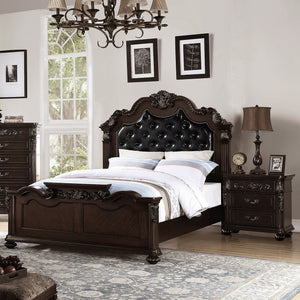3 Piece Bedroom Set With Tufted Headboard And 2 Nightstands
