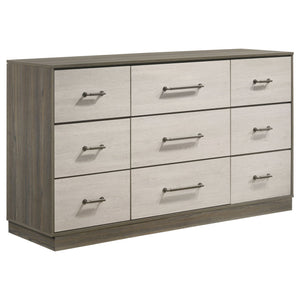 4 Piece Queen Bedroom Set With Built In Storage And Mirror - Oak