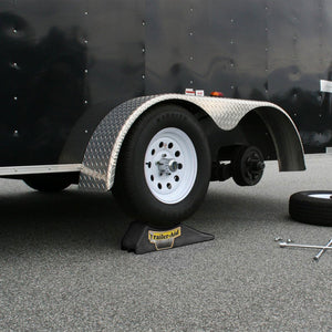 Camco Trailer Aid Tandem Trailer Tire Changing Ramp with 4.5 Inch Lift, Black