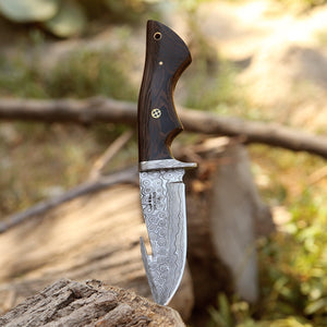 Captain Damascus Hunting Knife with Gut Hook & Exotic Wenge Wood Handle - TRAPSKI