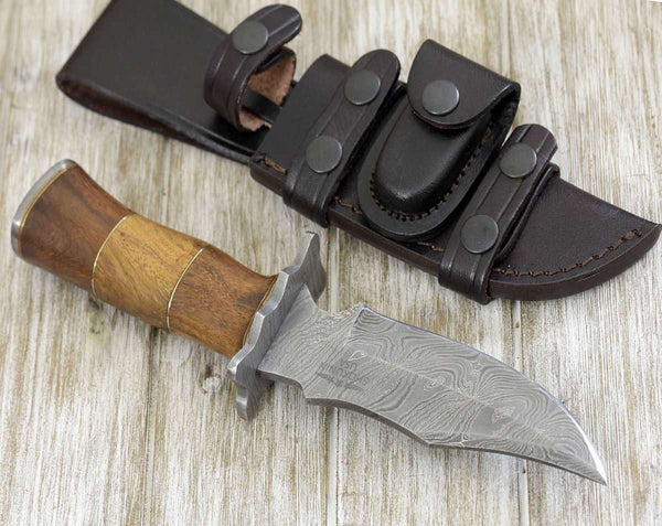 Carve Engraved Damascus Hunting Knife with Exotic Rose Wood Handle