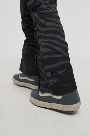 Chic Ski Suit - Black Tiger