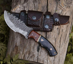 Crest Damascus Tracker Knife with Exotic Rose Wood and Horn Handle - TRAPSKI