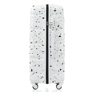 Luggage Set of 3 with USB Port and Spinner Wheels