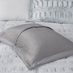 Twin/Twin XL Back Print Long Fur Comforter Mini Set