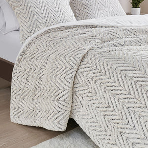 King/Cal King Ultra Plush Down Alternative Comforter Set